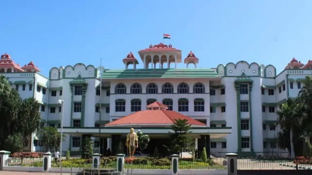 மதுரை நீதிமன்றம்