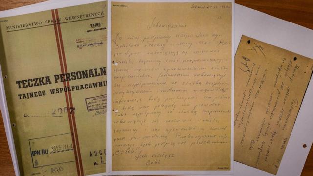 documents from communist era intended to prove that Solidarity leader Lech Walesa was collaborating with Polish communist secret service