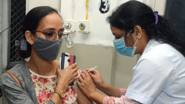 टीकाकरण