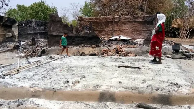 आदिवासी गांव