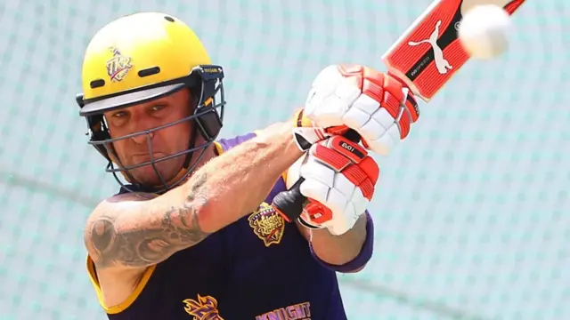 ब्रेंडन मॅक्युलम, कोलकाता नाईट रायडर्स, रॉयल चॅलेंजर्स बेंगळुरू