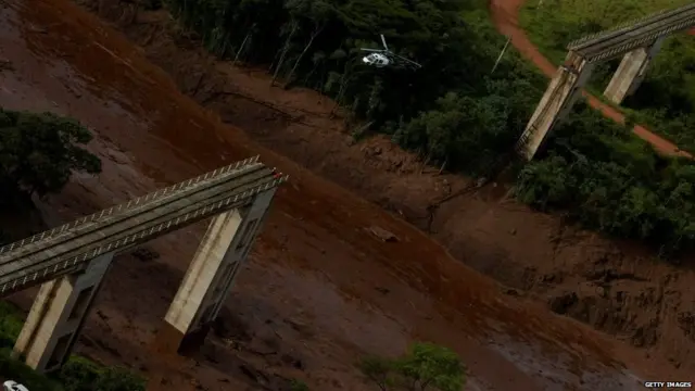 ਬ੍ਰਾਜ਼ੀਲ ’ਚ ਮਾਈਨਿੰਗ ਡੈਮ ਟੁੱਟਣ ਮਗਰੋਂ ਗਾਰੇ ਦੇ ਹੜ੍ਹ ਦੀ ਤਬਾਹੀ ਦੀਆਂ ਤਸਵੀਰ