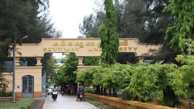 မေလ ၁၂ ရက်နေ့ စစ်တွေတက္ကသိုလ် ပြန်ဖွင့်မယ်