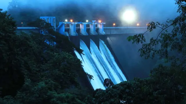 केरल, बाढ़, प्राकृतिक आपदा, केरल में बाढ़, flood in kerala, बांध, केंद्रीय जल आयोग, इडुक्की बांध, इडामाल्यार बांध