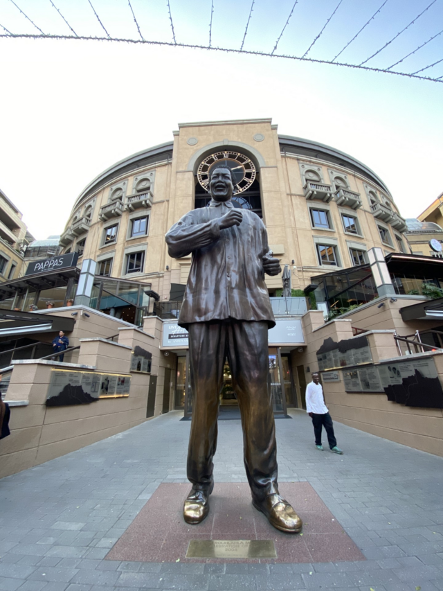 Estátuaestoril sol casinos bonusNelson Mandela