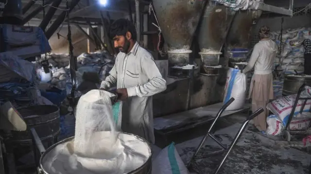 پاکستان میں گندم، آٹا