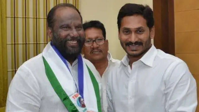 రవీంద్ర బాబు, జగన్