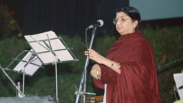 लता मंगेशकर