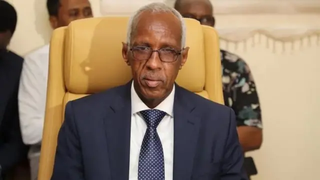 Wasiirka Arrimaha Gudaha ee dowladda Federaalka, Mukhtaar Xuseen Afrax