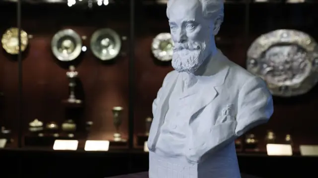 Бюст Карла Фаберже