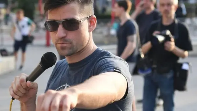 Мартин Селлнер ҳужумларга алоқадорлигини рад этмоқда