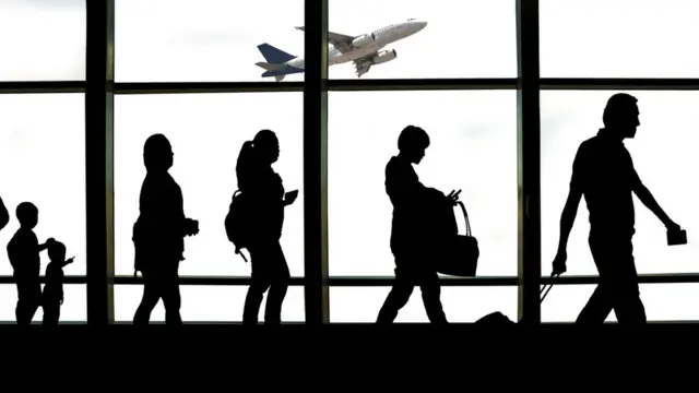 "மும்பை விமான நிலையத்தில் நடந்தது என்ன?" - ஆபிரகாம் சாமுவேல் பிரத்யேக பேட்டி