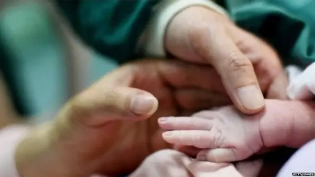 ਨਵਜਨਮਿਆ ਬੱਚਾ, ਗਰਭਵਤੀ, ਸਰੋਗੇਸੀ, ਆਈਵੀਐੱਫ਼