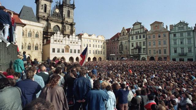 捷克斯洛伐克“天鹅绒革命”