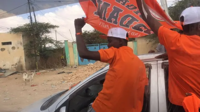 Qaar ka mid taageerayaasha xisbiga Waddani