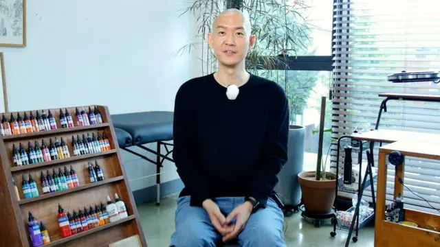 ภาพของดอยที่สตูดิโอของเขา