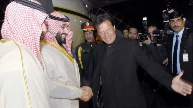 इमरान ख़ान और क्राउन प्रिंस मोहम्मद बिन सलमान