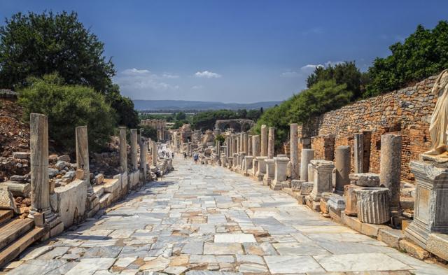 Un antiguo camino romano en Éfeso, Turquía