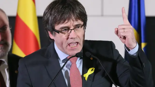 Katalan lider Carles Puigdemont Brüksel'den yaptığı konuşmada "Katalan Cumhuriyeti kazandı" dedi.