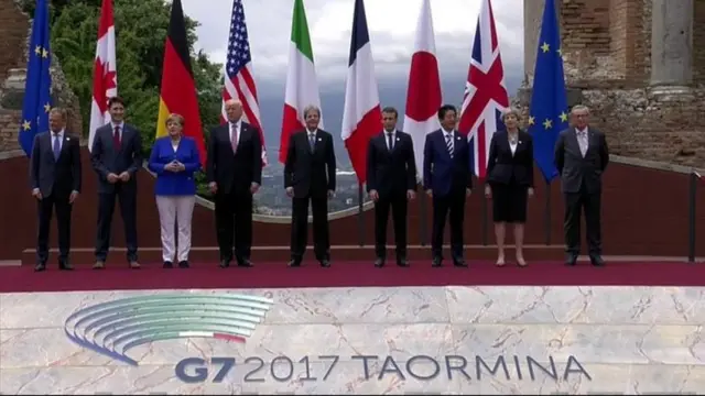 قادة الدول الصناعية الكبرى خلال مشاركتهم في قمتهم بجزيرة صقلية الإيطالية
