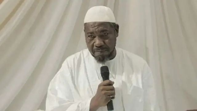 onye bụbu onyeisi ụka alakụba nke Apo Legislative Quarters dị n'Abuja - Shiekh Nuru Khalid