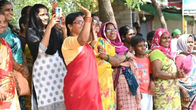 మునుగోడు ప్రజలు