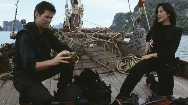 《明日帝国》影片剧照