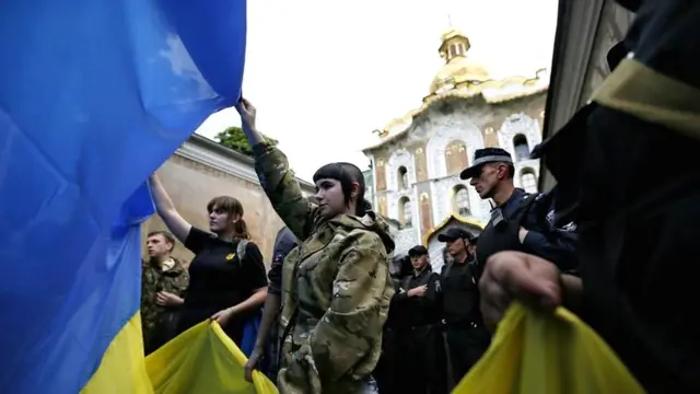 Iюnь 2014. Piket naprotiv Kievo-Pečerskoй lavrы