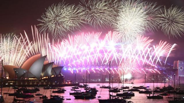 2020悉尼港跨年焰火