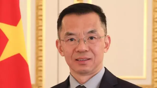 फ्रांस में चीन के राजदूत लू शाये