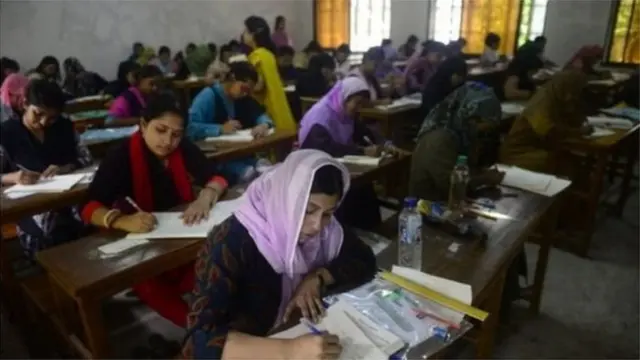 ২০টি পাবলিক বিশ্ববিদ্যালয়ে গুচ্ছ পদ্ধতিতে ভর্তি পরীক্ষা নেয়া হবে।