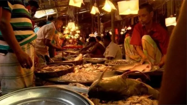 মাছ বাজার