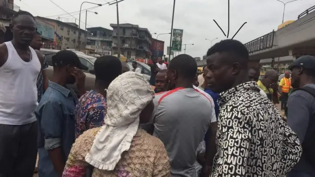 Àwọn èrò tó pejọ