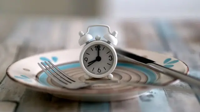 کھانے میں وقفے کا عمل