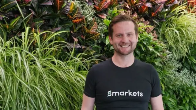 Le cabinet de Tom Hardman demande au personnel de vérifier si une augmentation de salaire respecte le budget.