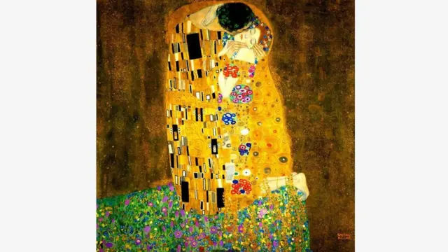 克里姆特的著名画作《吻》,在浪漫的镀金表面下隐藏了残酷而暴力的现实。