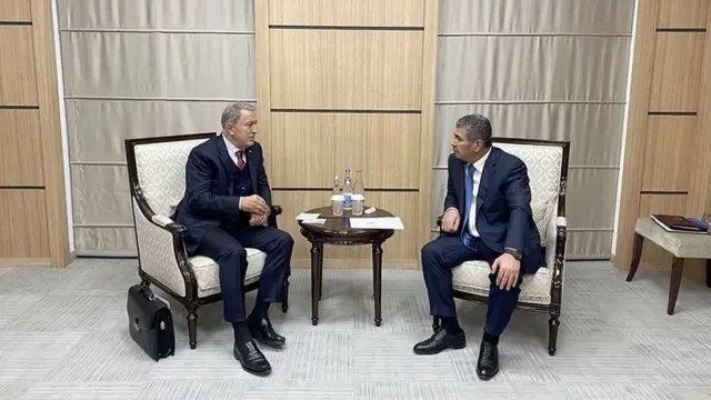 Azərbaycan müdafiə naziri Zakir Həsənov Türkiyənin Milli Müdafiə naziri Hulusi Akar ilə görüşüb.