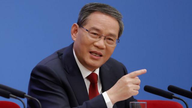 李强:中国新总理上任23天的三个信号和三道难题 - BBC News 中文