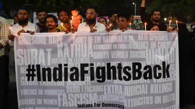 இந்திய பெற்றோர்கள் பாலியல் வல்லுறவு குறித்து குழந்தைகளிடம் கூறுவதென்ன?