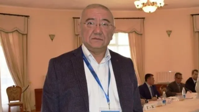 Иманкадыр Рысалиевбуга чейин "Ачык өкмөт" эл аралык уюмунун катчылыгынын жетектеп келген