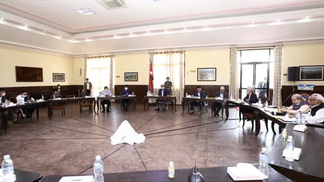 सर्वदलीय बैठक