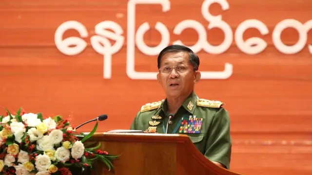 ၁၉၅၀ ခုနှစ်က အတွေးအခေါ်အယူအဆတွေနဲ့ လက်ရှိငြိမ်းချမ်းရေး လုပ်ငန်းစဥ် တွေကို ဆက်လက်မောင်းနှင်နေလိုတဲ့ သဘောထားတွေဟာ မရိုးဖြောင့်ဘူးလို့ တပ်ချုပ်ကပြော