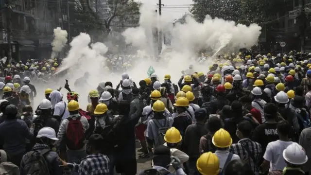 ผู้ประท้วงในเมียนมา