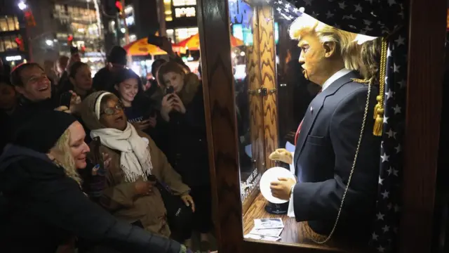 Статуя Дональда Трампа