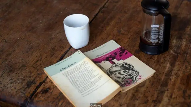 પ્રતીકાત્મક