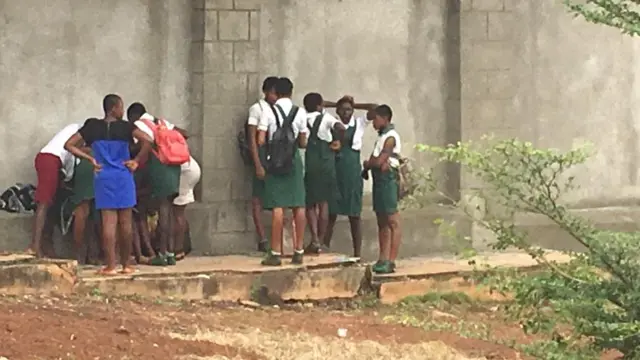 Ụlọakwụkwọ Trans Ekulu Girls