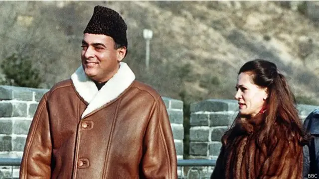 राजीव गांधी और सोनिया गांधी