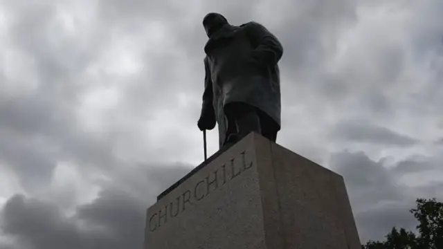 विंस्टन चर्चिल