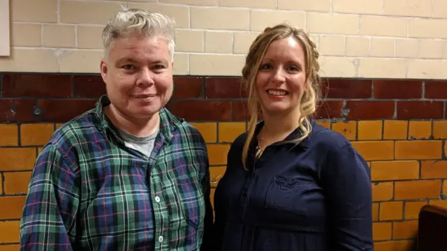 ሉዊስ ዋለዌንን ኢማ ለዊስ ካሉቦዊላን፡