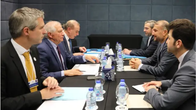 اجتماع يضم جوزيب بوريل ووزير الخارجية الإيراني حسين أمير عبد اللهيان